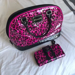 Pink skull loungefly purse and wallet